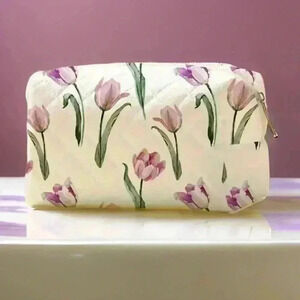Floral Tulip Print Quilted Makeup Pouch